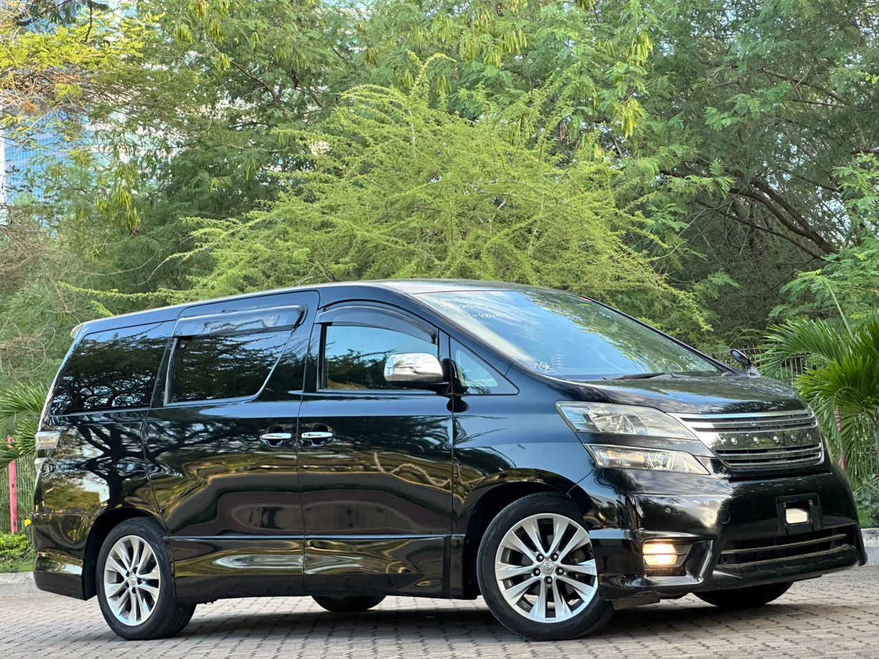 VELLFIRE